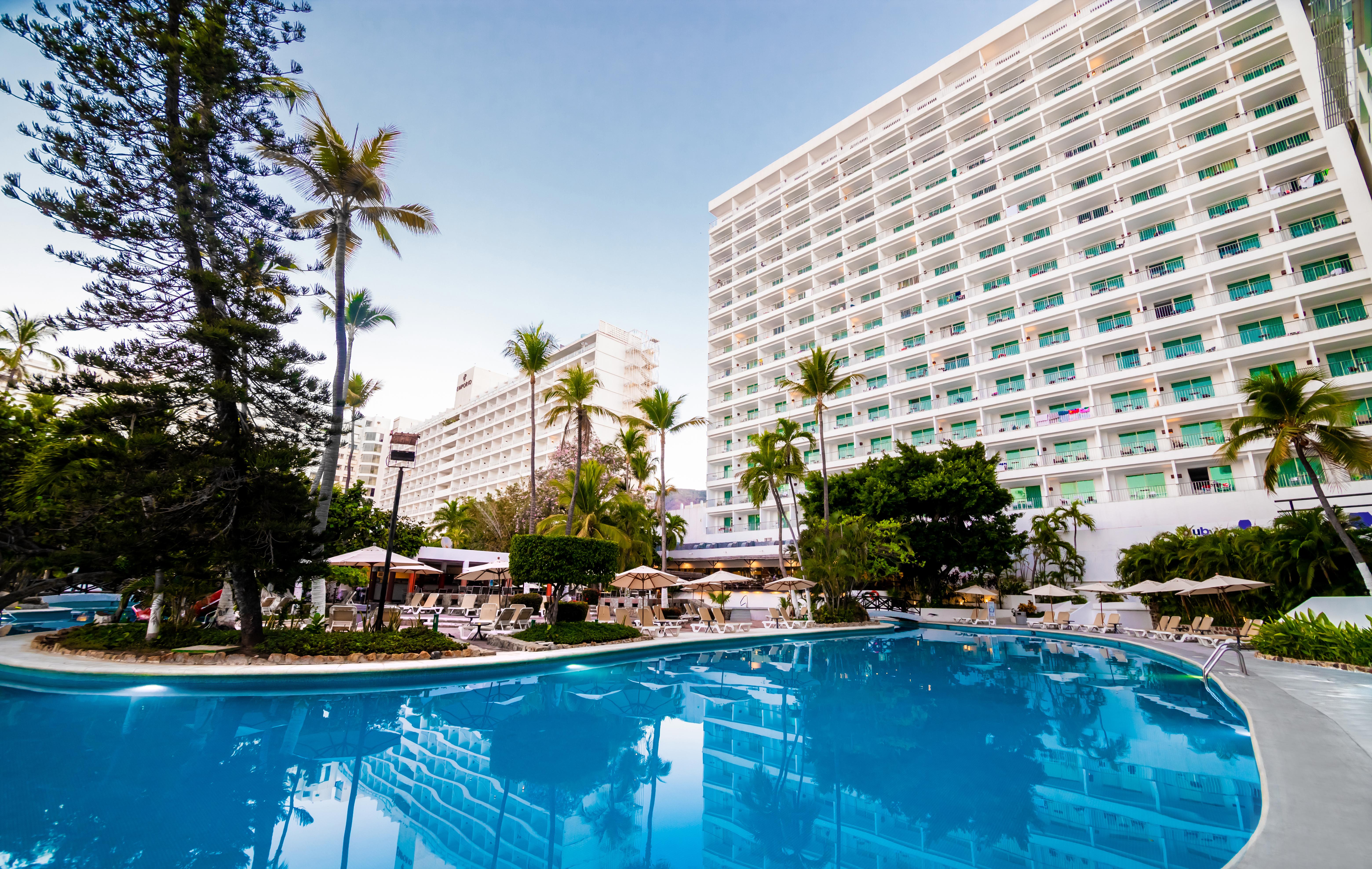Emporio Acapulco Hotel Exterior foto The hotel in 2011