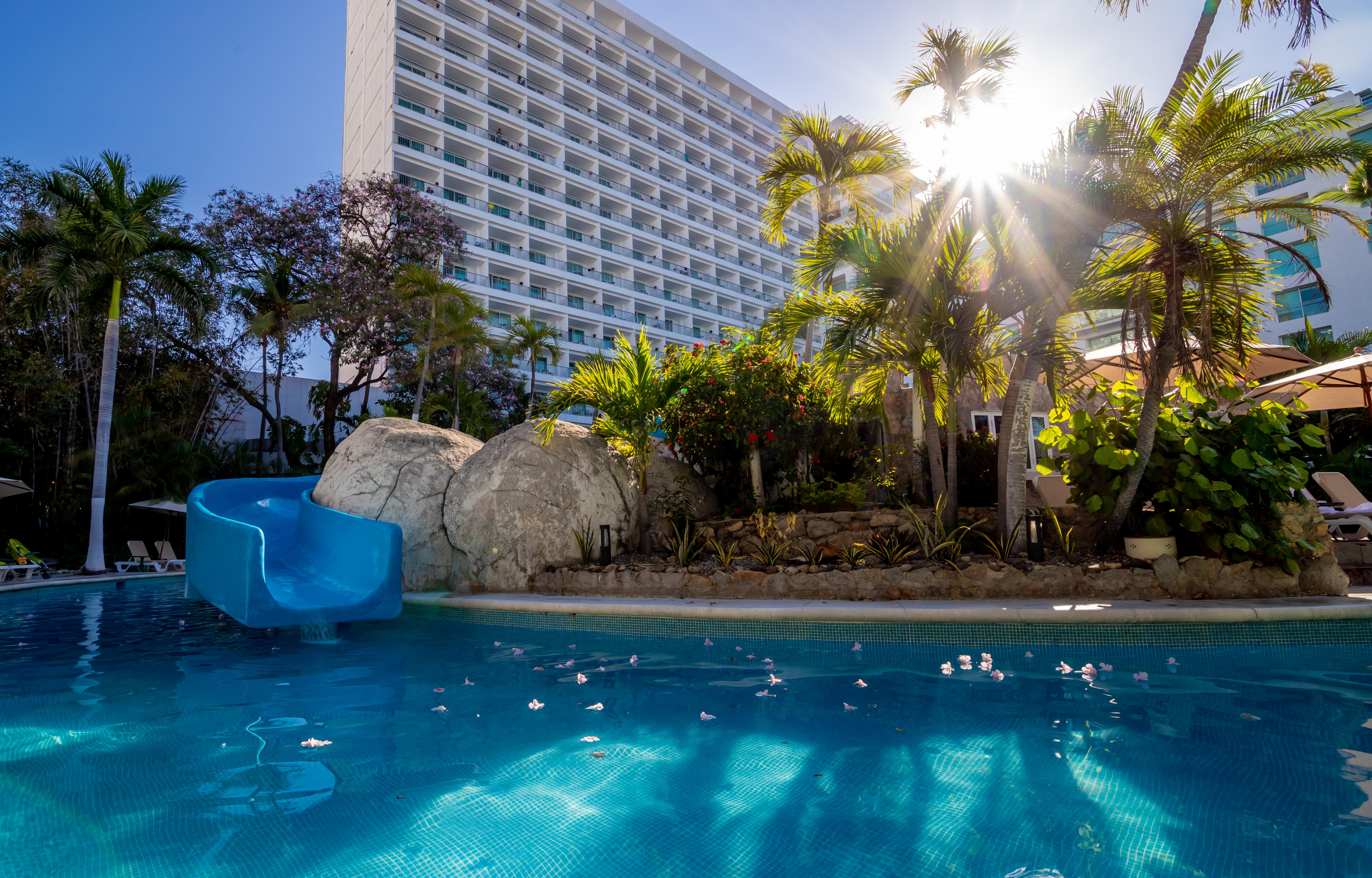 Emporio Acapulco Hotel Exterior foto The pool at the Hilton San Diego Bayfront